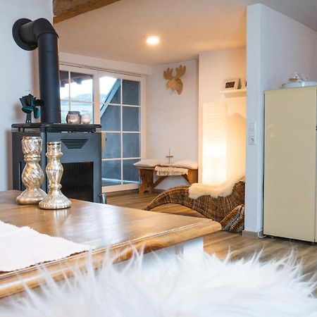 Dachwohnung Mit Ofen Und Freisitz Ühlingen-Birkendorf Exteriér fotografie