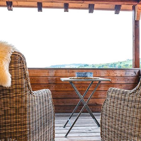 Dachwohnung Mit Ofen Und Freisitz Ühlingen-Birkendorf Exteriér fotografie