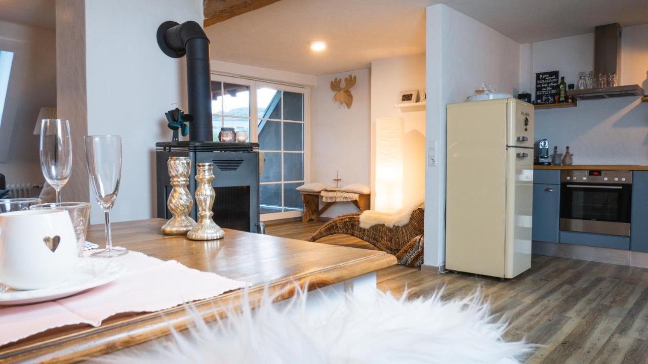Dachwohnung Mit Ofen Und Freisitz Ühlingen-Birkendorf Exteriér fotografie