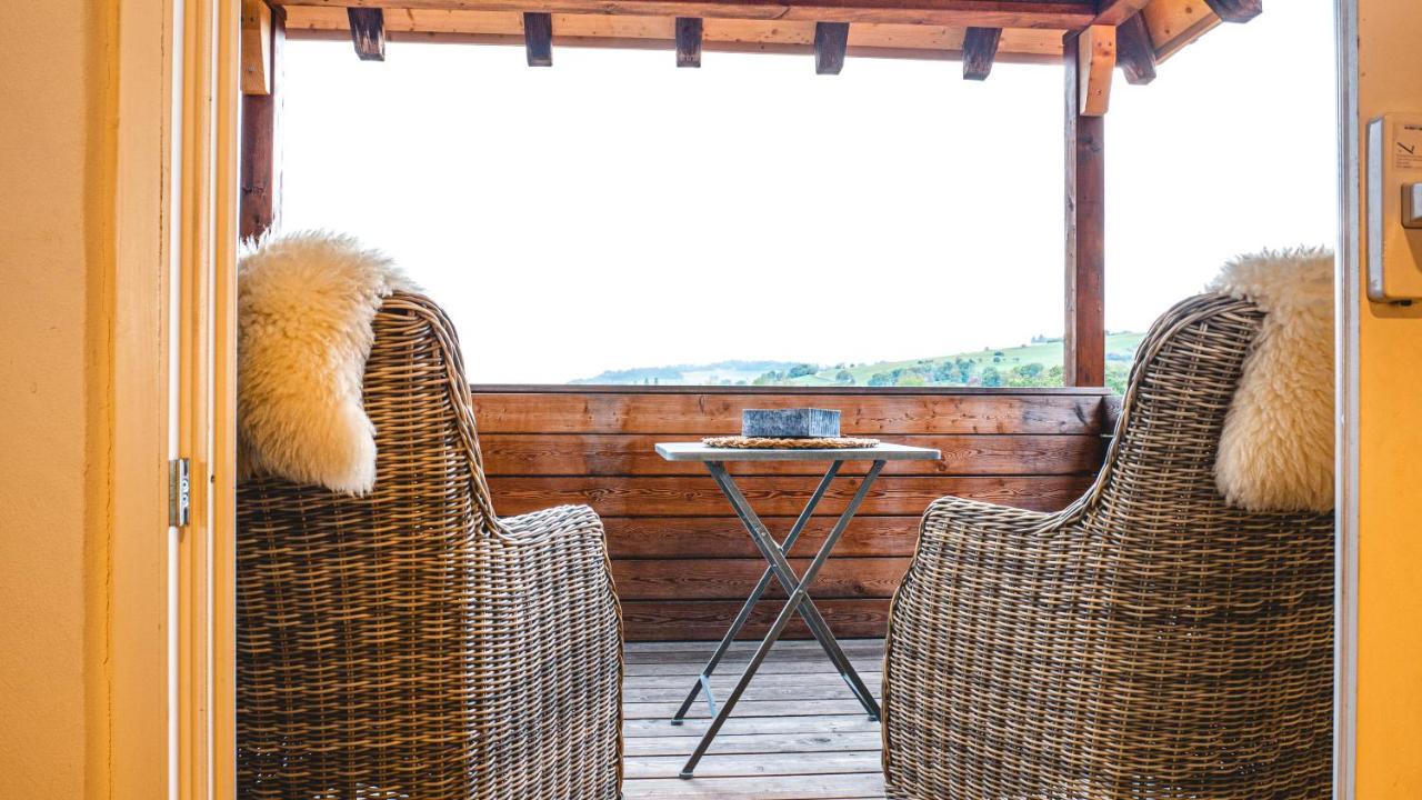 Dachwohnung Mit Ofen Und Freisitz Ühlingen-Birkendorf Exteriér fotografie