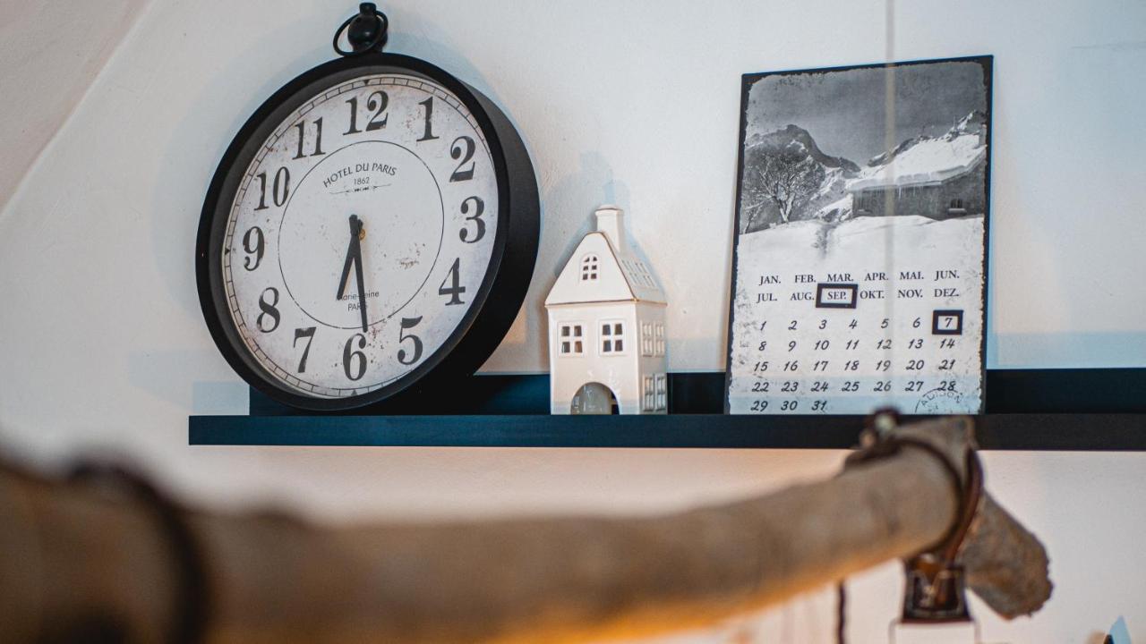 Dachwohnung Mit Ofen Und Freisitz Ühlingen-Birkendorf Exteriér fotografie